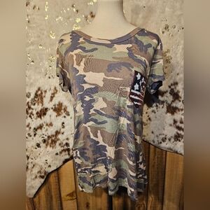 Camouflage T-Shirt with Sequin Pocket